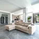 Jolie Maison Au Calme