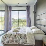 Jolie Maison Au Calme 度假居 *