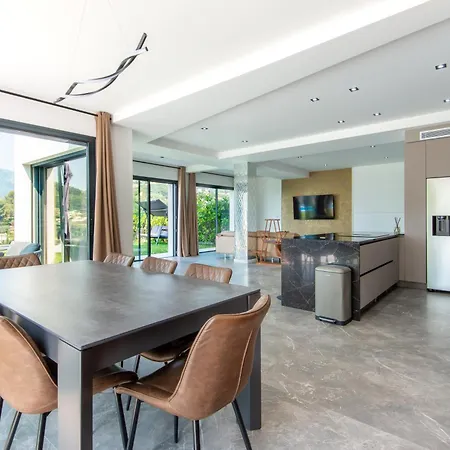 Holiday home Jolie Maison Au Calme Menton